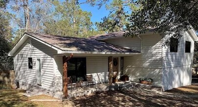Building Photo - $500 Move-In Credit!! Spacious 4BR Home with Oversized Garage and Fenced Backyard in Valdosta!
