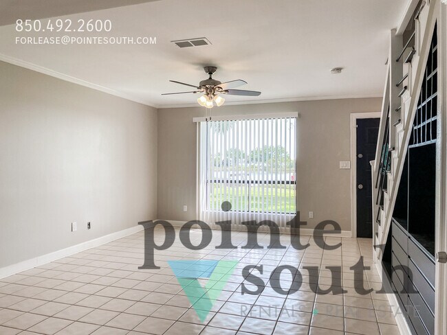 Building Photo - 15021 Innerarity Point Rd