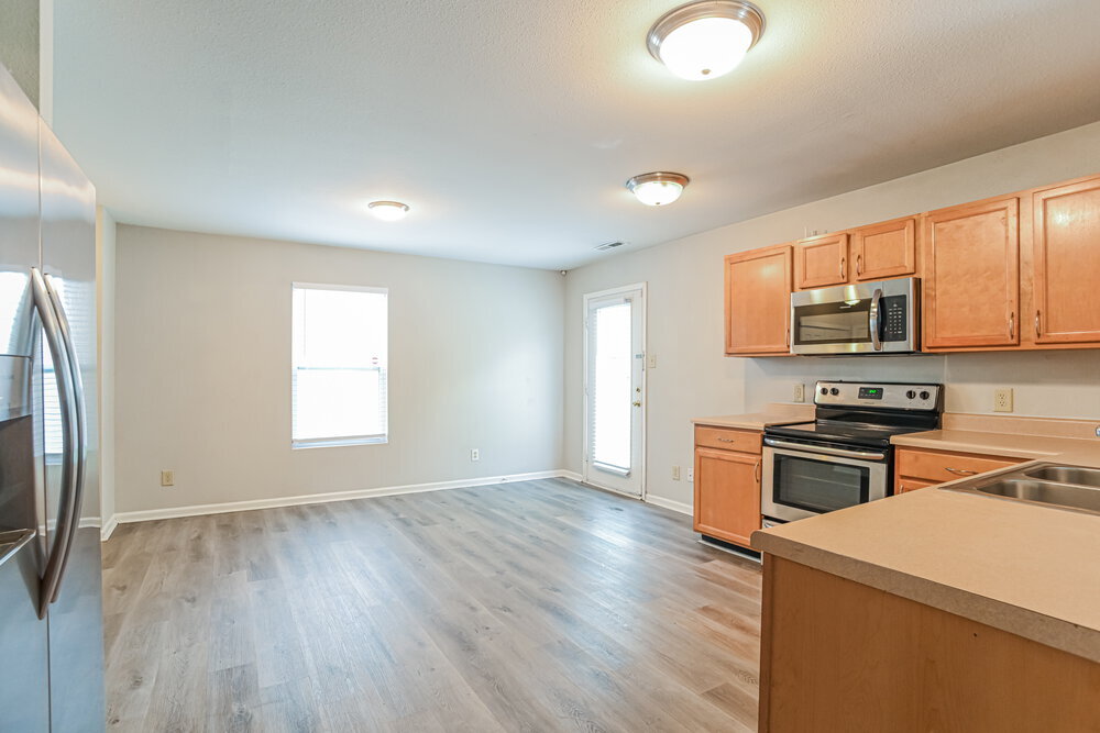 Building Photo - 1528 Bray Dr