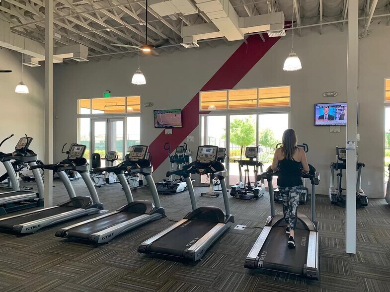 Community Gym - 9530 E Tesla Ave