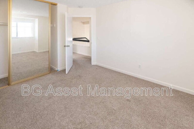 Building Photo - 238 Cinnabar Way