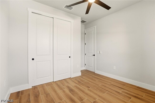 Building Photo - 2630 NW 23rd Ave