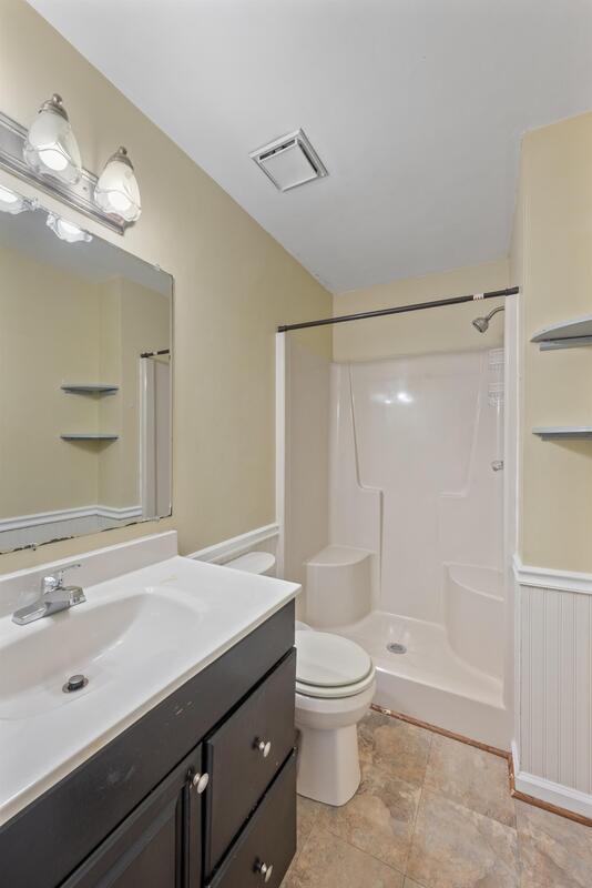 Building Photo - 2105 Grey Fox Ln