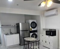 Building Photo - 408 San Blas Dr