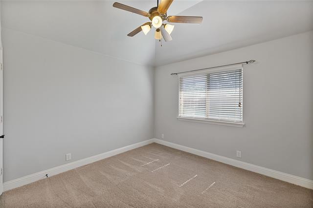 Building Photo - 300 Kelvington Dr