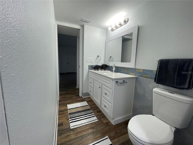 Building Photo - 103 Palmetto Ct