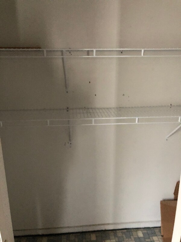 Building Photo - 413 White Deer Pike