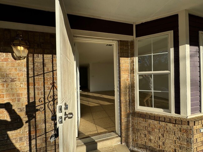 Building Photo - **Available Now...Never Have to Move Again! Don’t Miss Out…This Home Will Go Fast!**