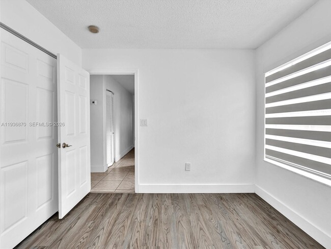 Building Photo - 4147 Sapphire Terrace