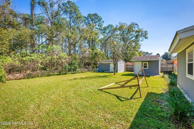 Building Photo - 909 Westgate Dr