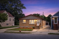 Building Photo - 4259 N Narragansett Ave