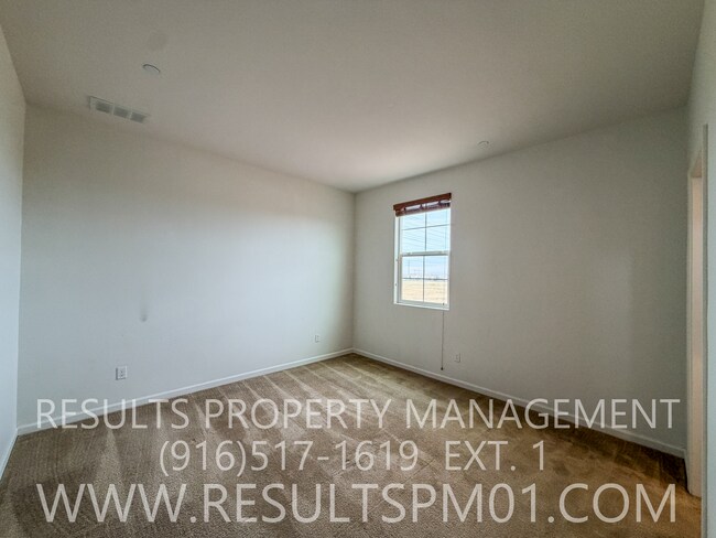 Building Photo - 2165 Camino Real Way