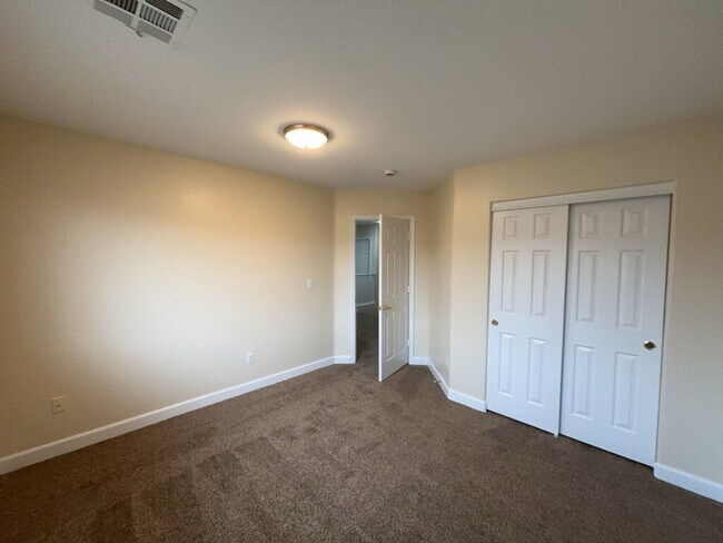 Building Photo - This beautiful two-story home is located in a gated community.