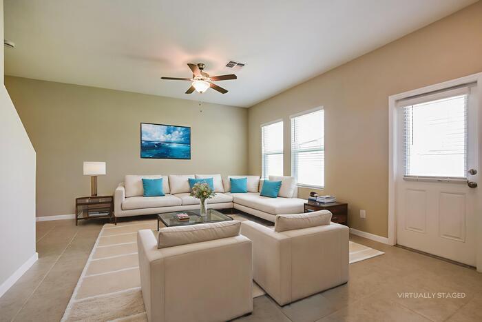 Building Photo - 2703 Island Walk Dr