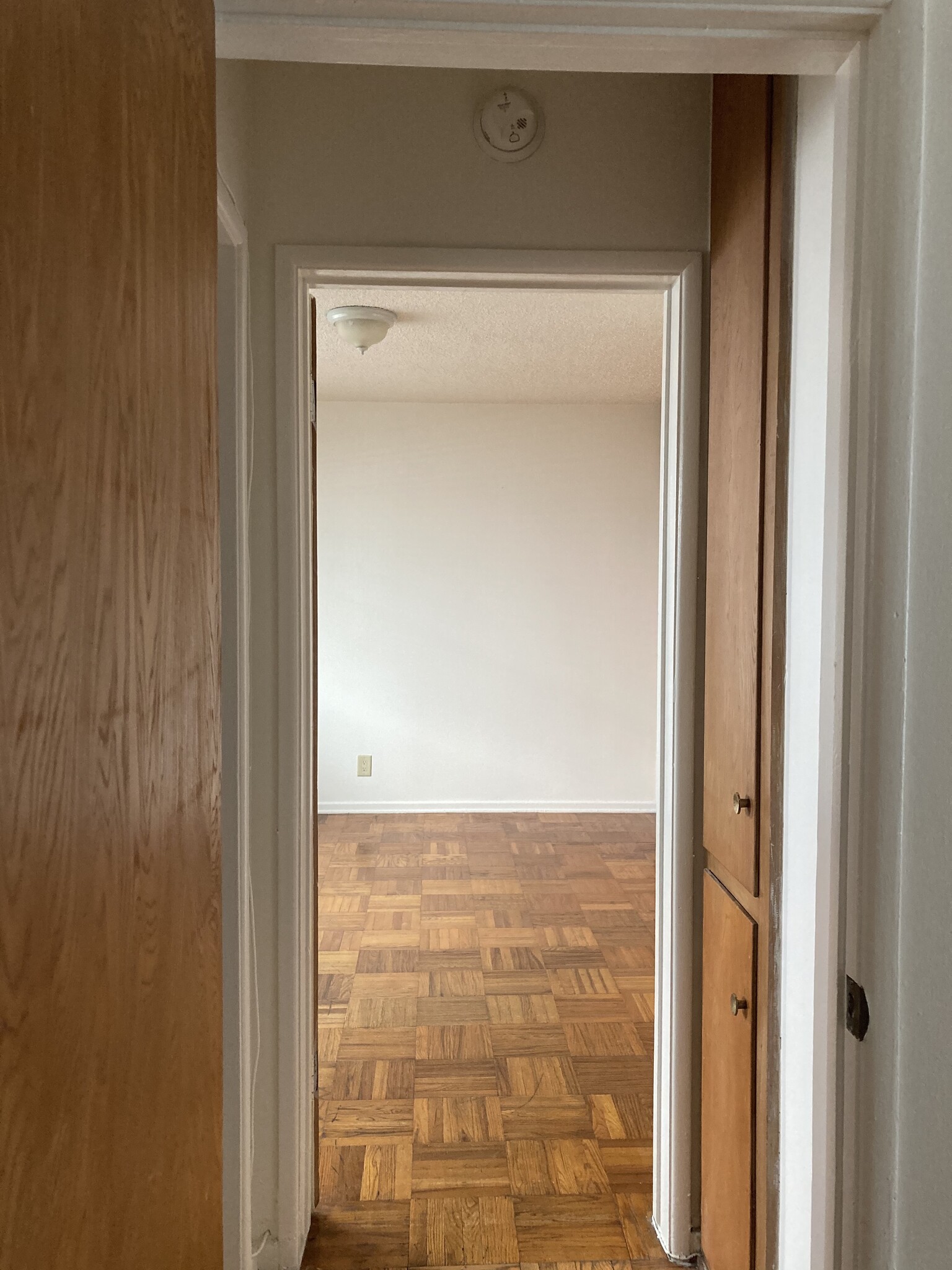 Building Photo - 1722 Armacost Ave