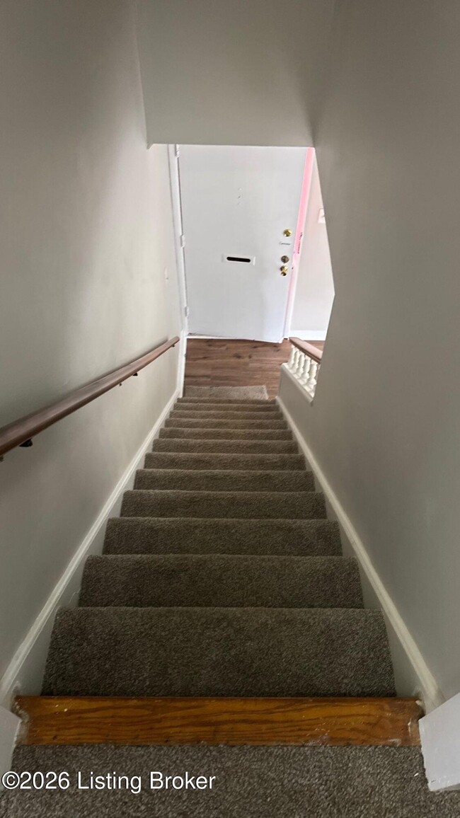 Building Photo - 3122 Commander Dr