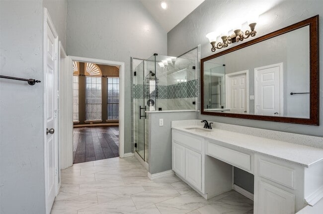 Building Photo - 8117 Halliford Dr