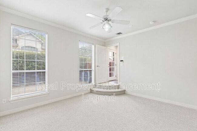 Building Photo - 4097 Oberlin Way