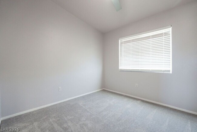 Building Photo - 1109 Devon Downs Ave