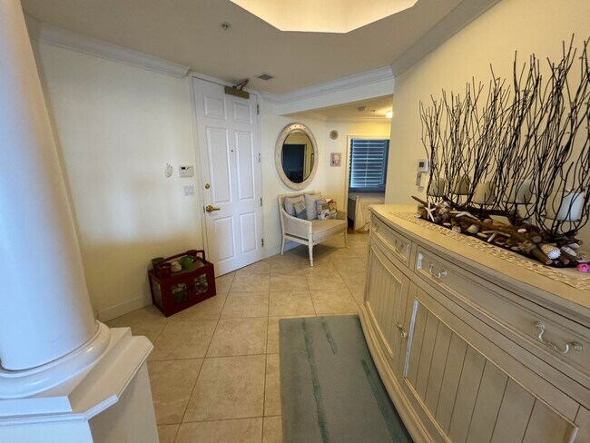 Building Photo - 221 Ocean Grande Blvd