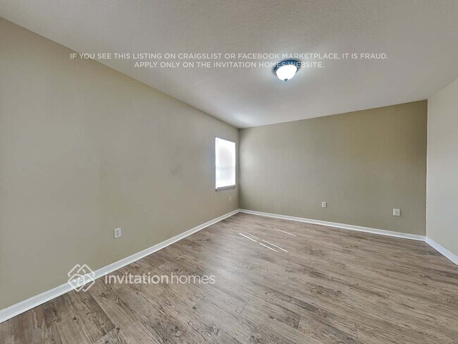 Building Photo - 3633 Amber Ln