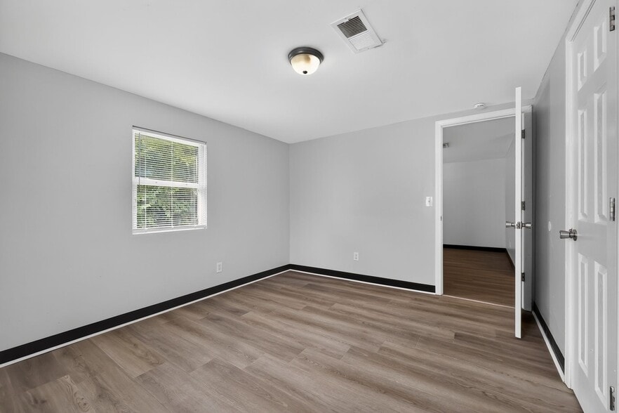 Building Photo - 1626 Telfair St Ln