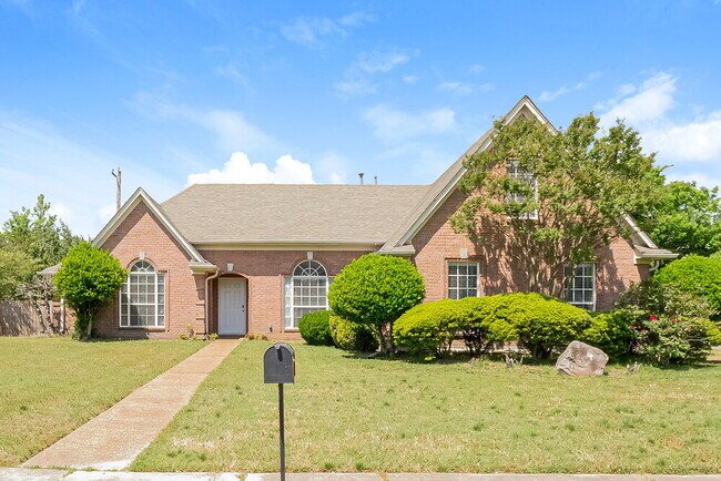 Building Photo - 661 Shelley Renee Ln