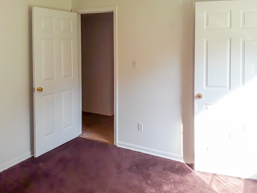 Building Photo - 496 Lancaster Creek Dr