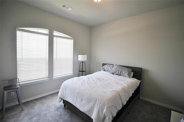 Building Photo - 212 Wolf Creek Dr