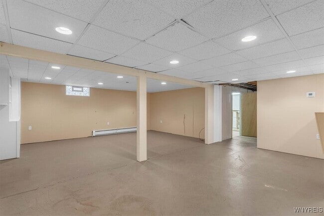 Building Photo - 116 Segsbury Rd