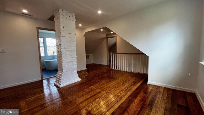 Building Photo - 7308 Highbridge Rd