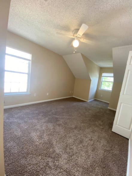 Building Photo - 214 Madison Ave