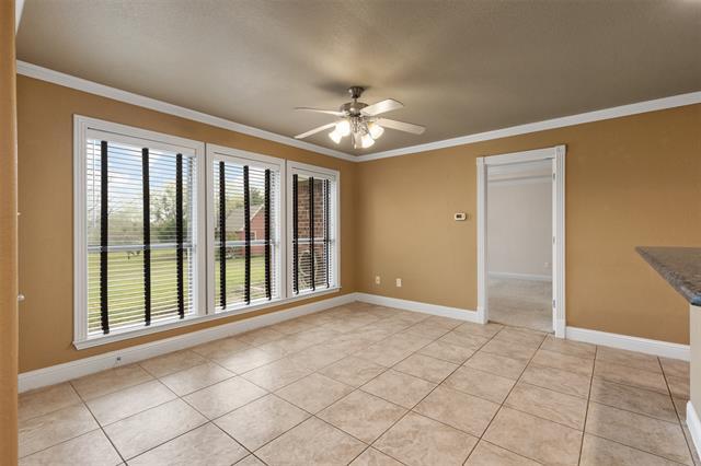 Building Photo - 389 Scenic View Dr