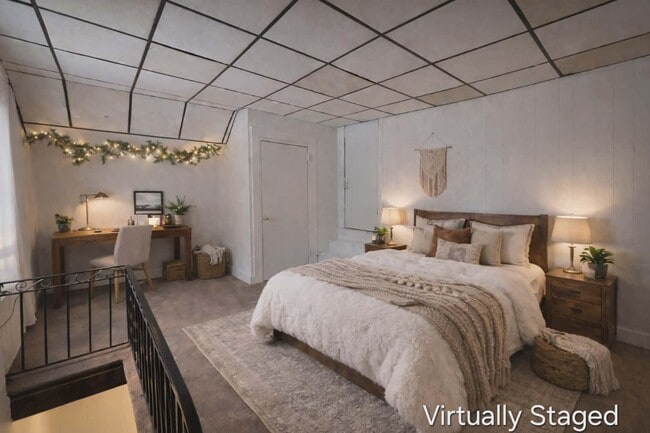 Building Photo - 220 W Horner St