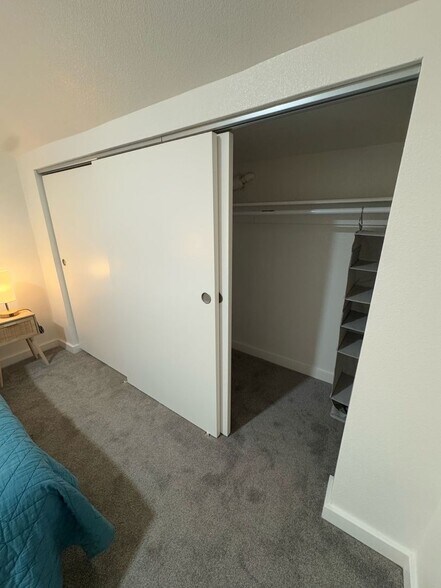 Building Photo - 2400 E 13th Ave