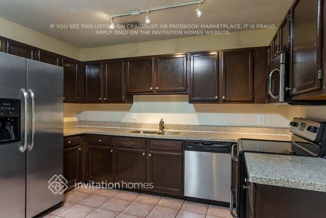 Building Photo - 7738 E Blairwood Cir