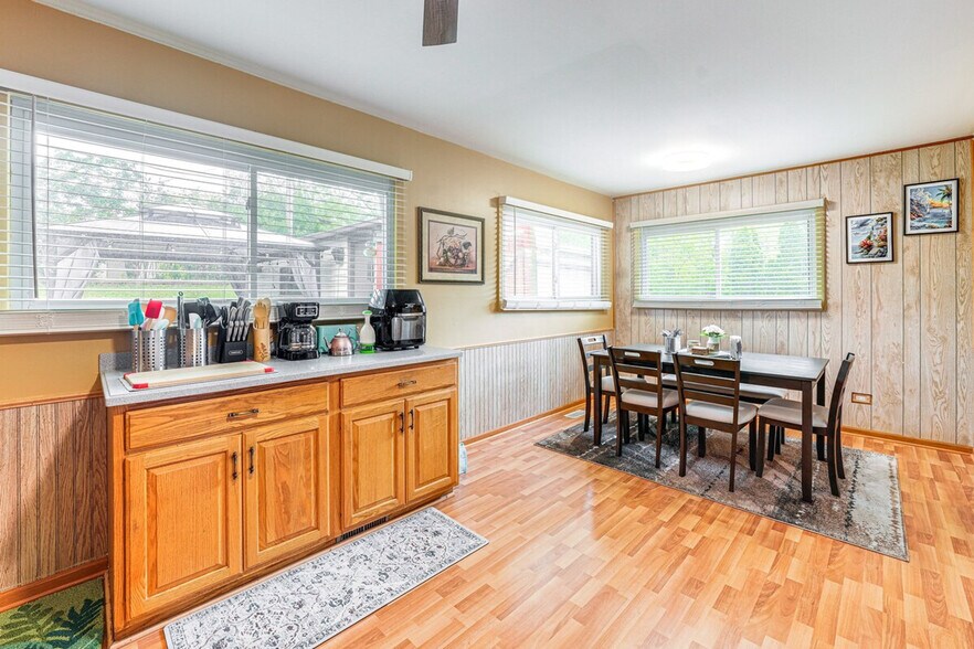 Building Photo - 117 Marryat Pl