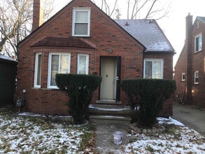 Building Photo - 18025 Teppert St