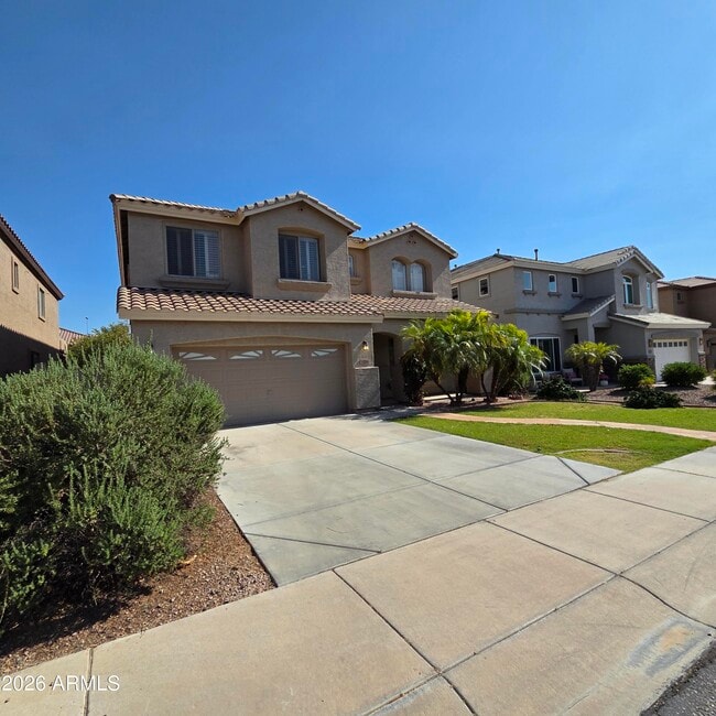 Building Photo - 2709 W Redwood Ln