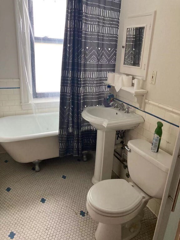 Building Photo - 43 Glenville Ave