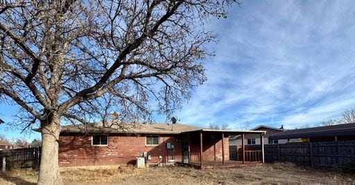 Building Photo - Spacious 5-Bedroom Single-Family Home with Fenced Yard & Garage