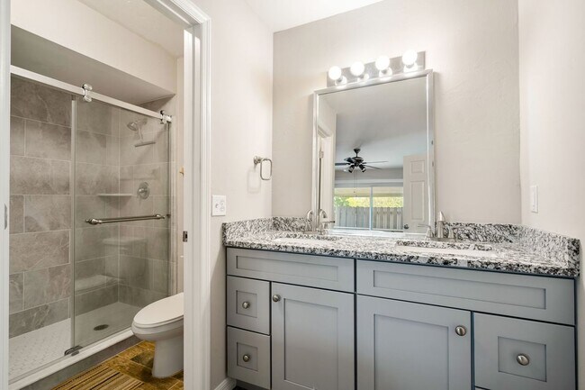 Building Photo - 6226 Timberwood Cir