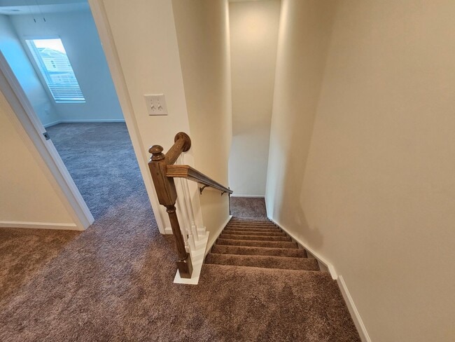 Building Photo - Like New Town Home in Kellerton Place, Monroe!