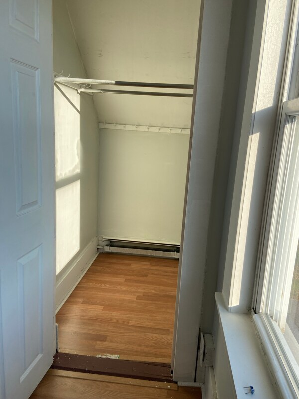 Building Photo - 244 E Broadway