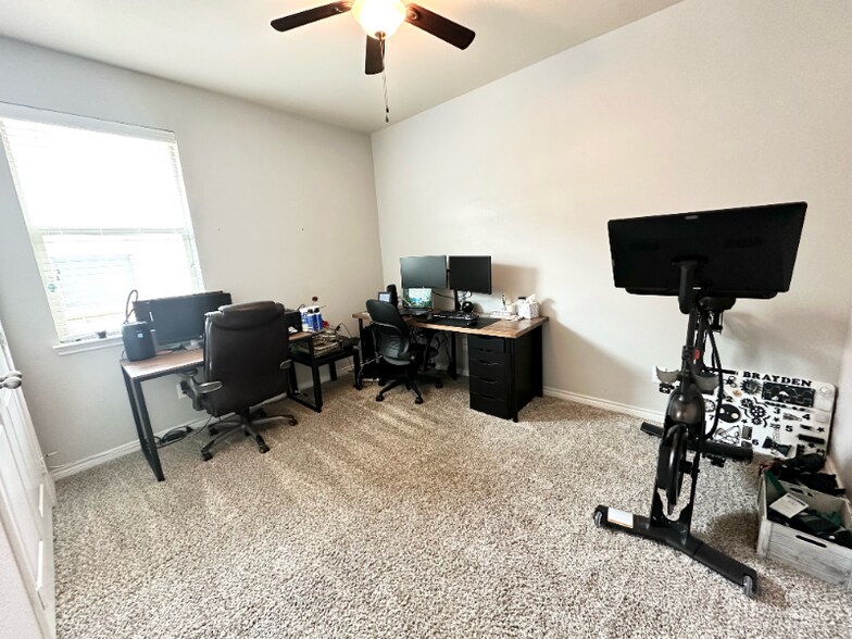 Building Photo - 6124 Amberjack Trail