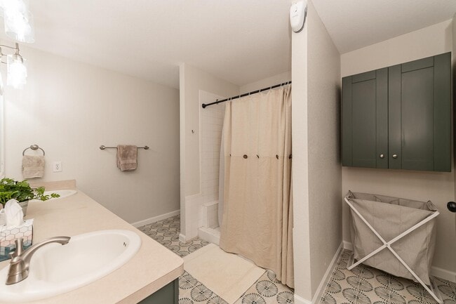 Building Photo - 13111 Southton Run