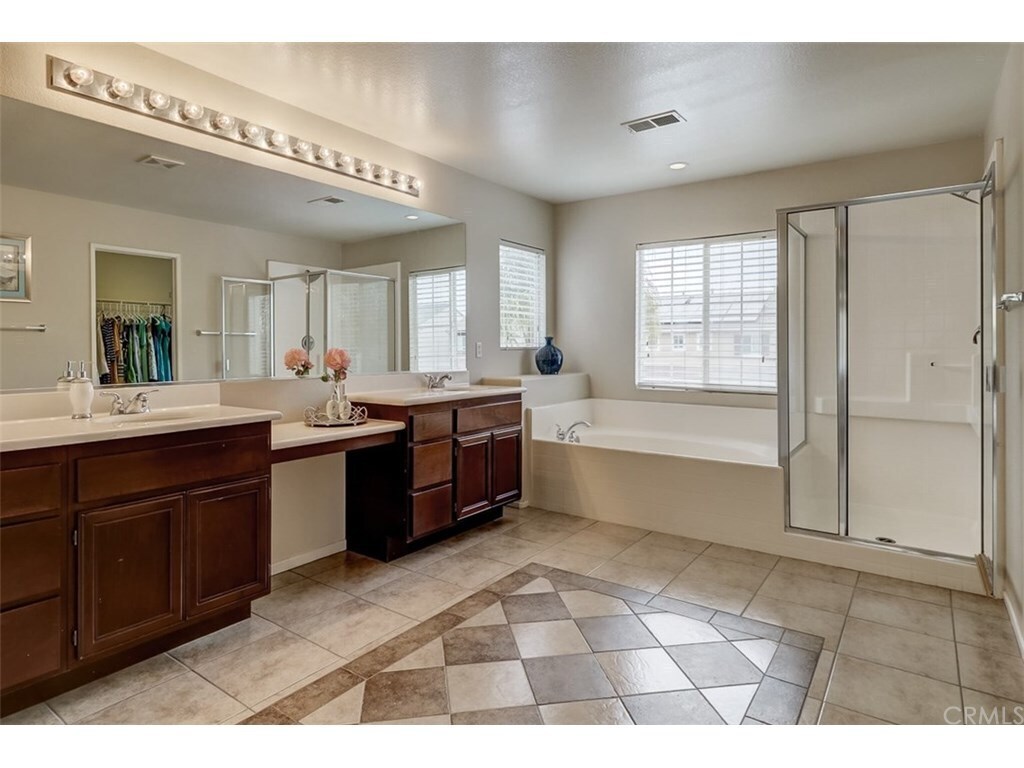 Building Photo - 26426 Mare Ln