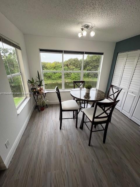 Building Photo - 565 Vista Isles Dr