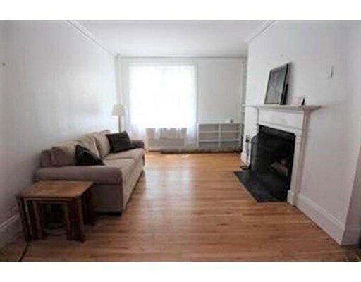 Building Photo - 205 Mount Auburn St