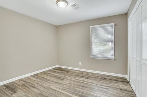 Building Photo - 1222 Raleigh Ct